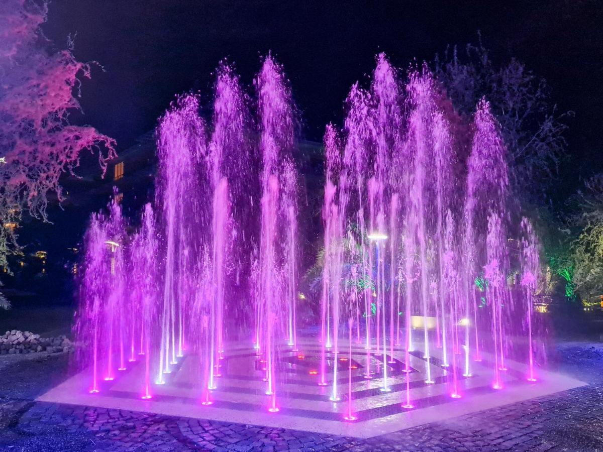 Luxury Dreamland Oasis Apartments ชากวี ภายนอก รูปภาพ