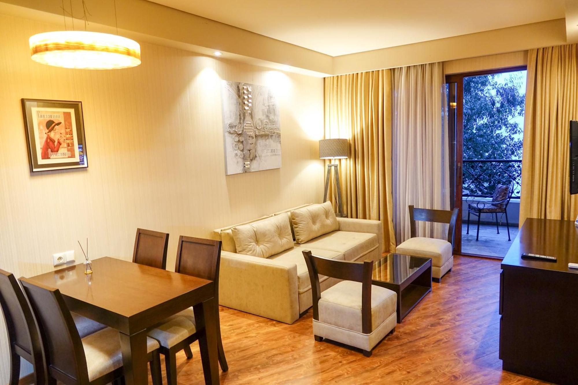 Luxury Dreamland Oasis Apartments ชากวี ภายนอก รูปภาพ