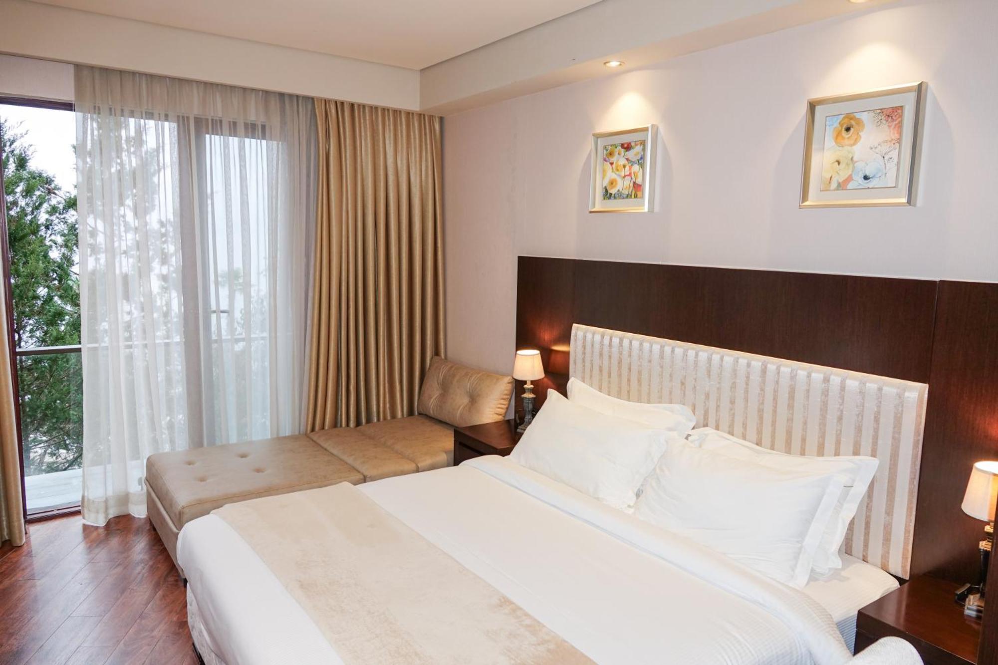 Luxury Dreamland Oasis Apartments ชากวี ภายนอก รูปภาพ