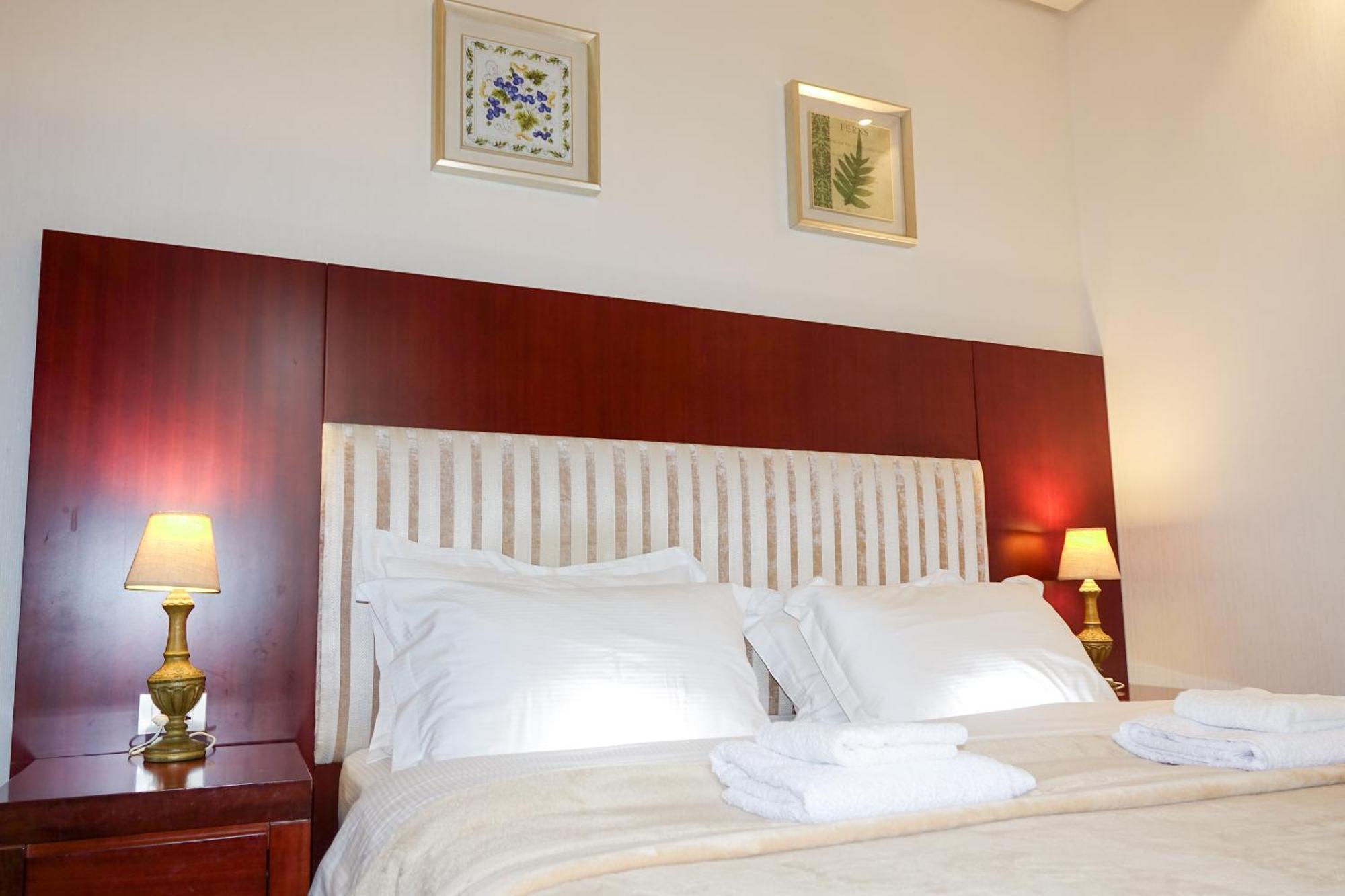 Luxury Dreamland Oasis Apartments ชากวี ภายนอก รูปภาพ